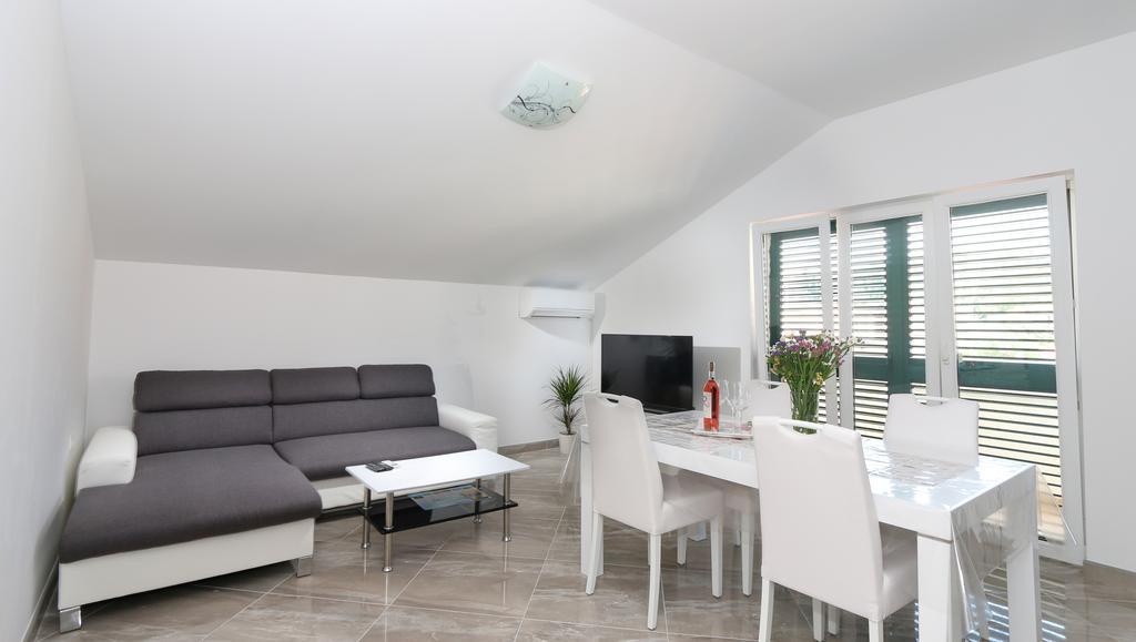 Apartments Jadranka Lovište Екстериор снимка