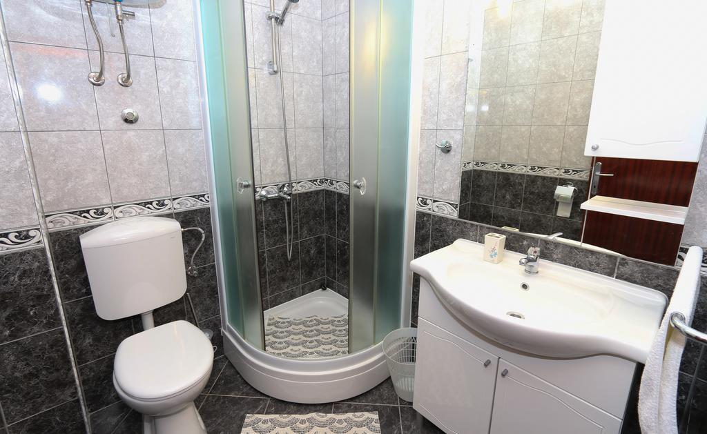 Apartments Jadranka Lovište Екстериор снимка